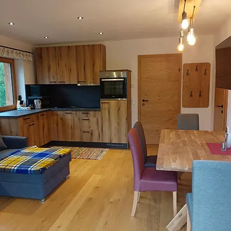 Leni Apartment